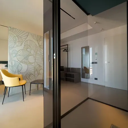 Le Di Costanza فندق مبيت وإفطار 4*