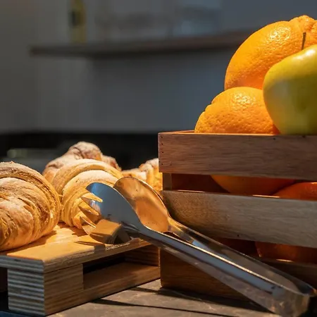 Le Di Costanza فندق مبيت وإفطار 4*