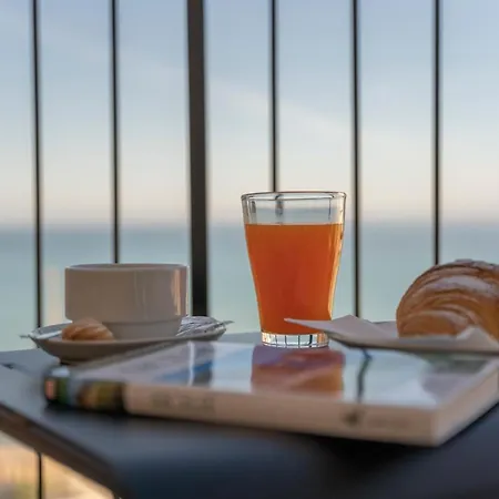 فندق مبيت وإفطار Le Di Costanza 4*