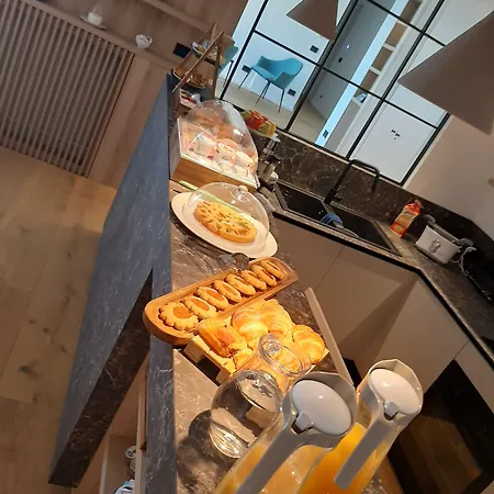 فندق مبيت وإفطار Le Di Costanza 4*