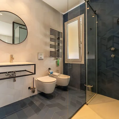 Le Di Costanza 4* تْشيفالو