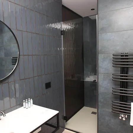 فندق مبيت وإفطار Le Di Costanza تْشيفالو