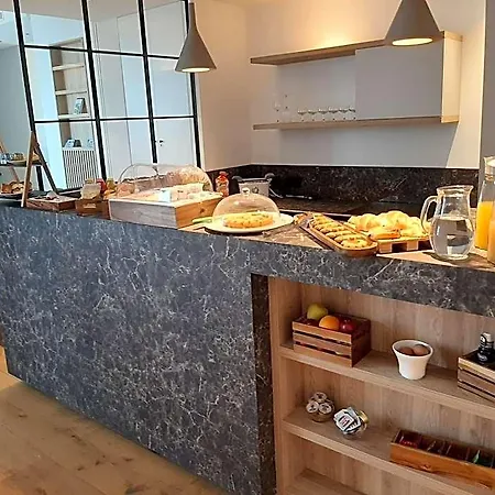 Alojamento de Acomodação e Pequeno-almoço Le Di Costanza Cefalù