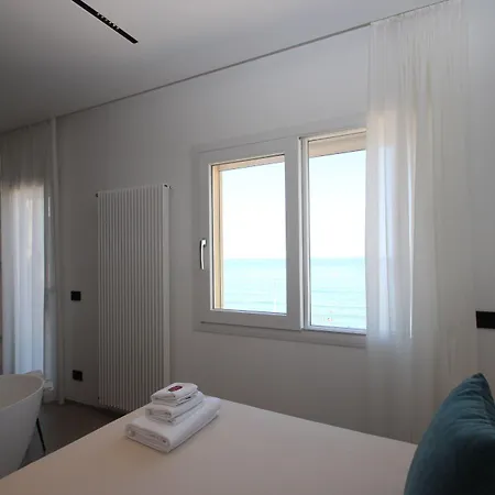 Le Di Costanza Bed and Breakfast